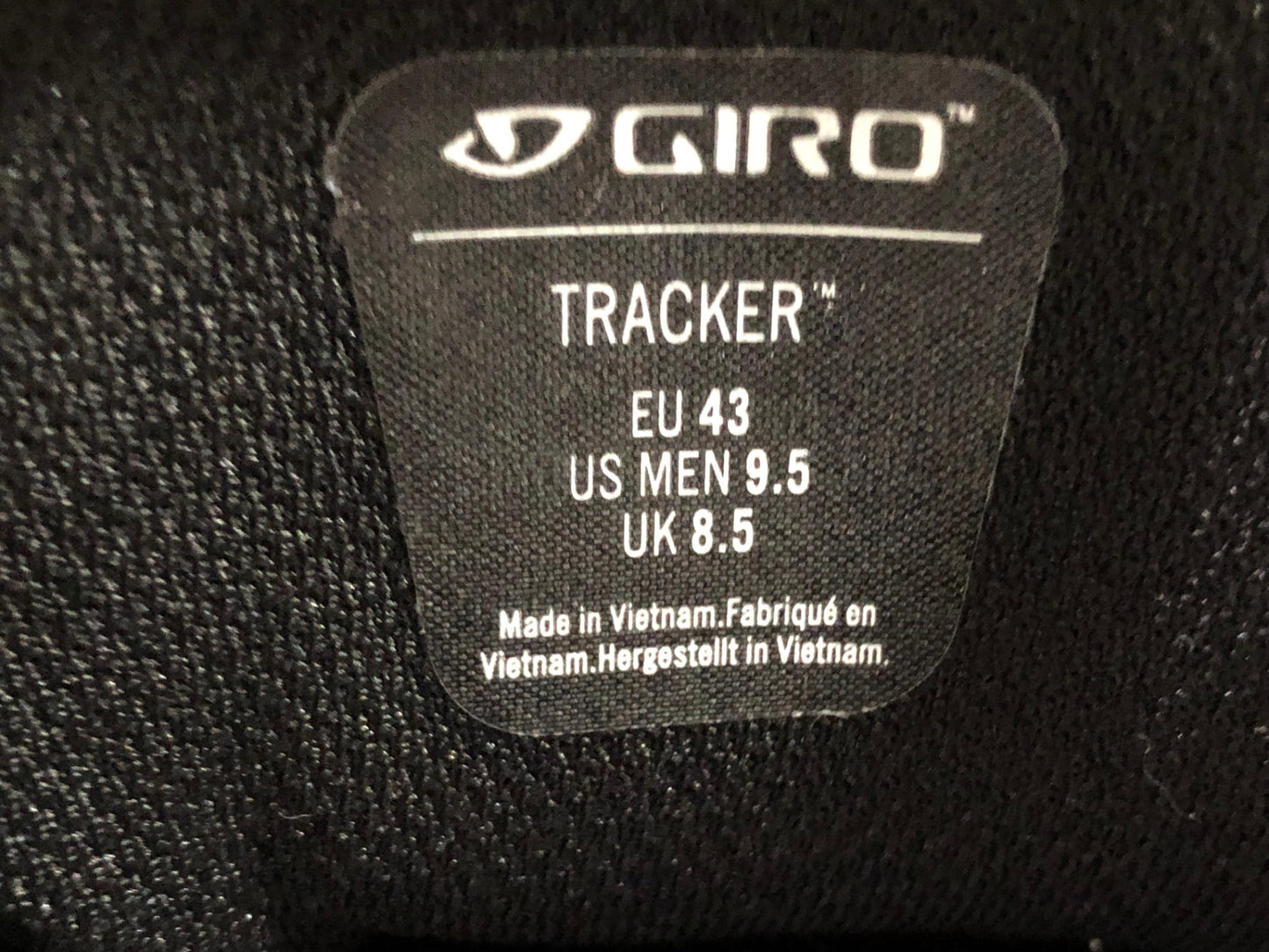 II690 ジロ GIRO TRACKER シューズ  EU43 未使用