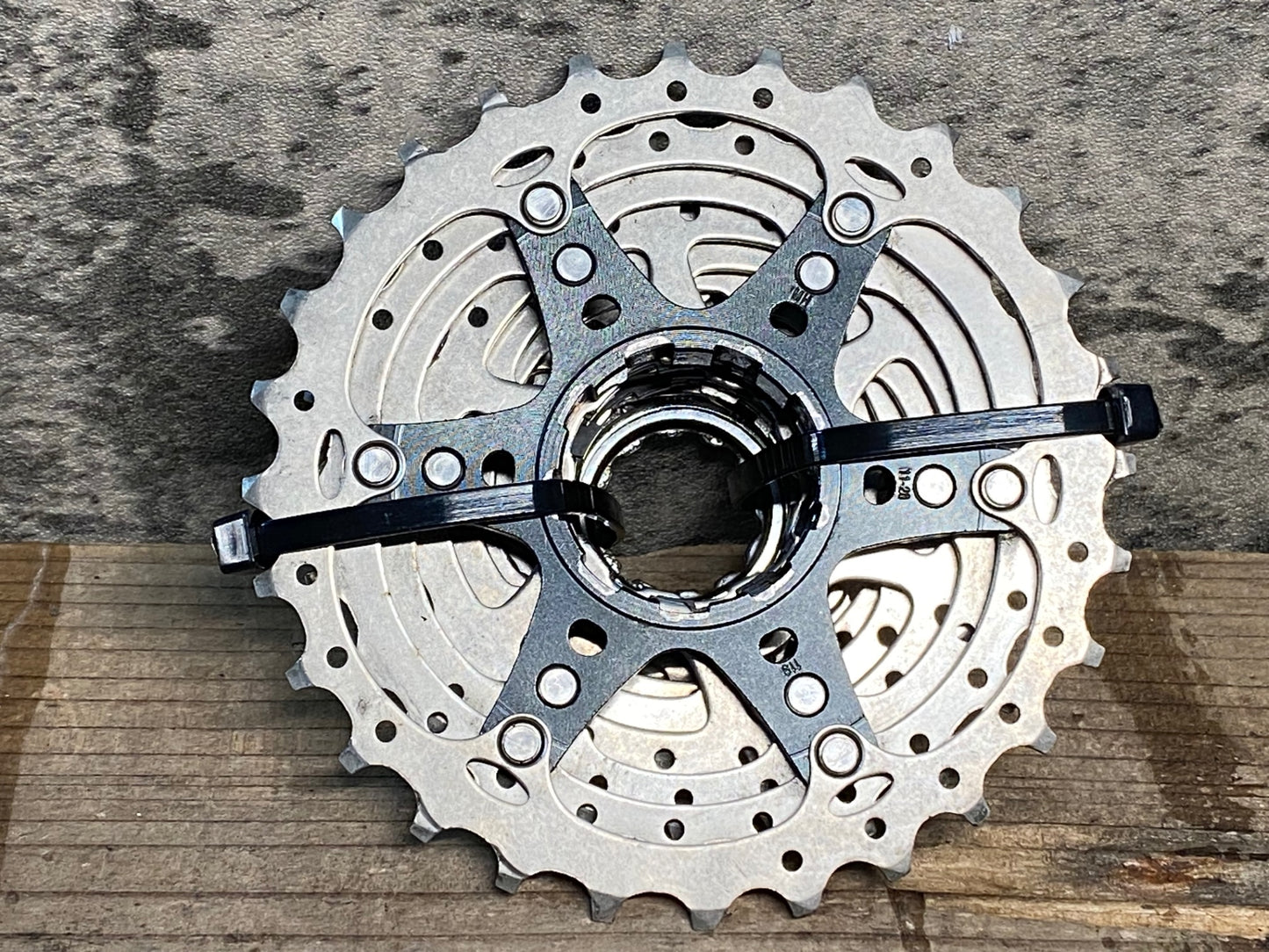 IE472 シマノ SHIMANO 105 CS-5800 スプロケット 11-28T 11S