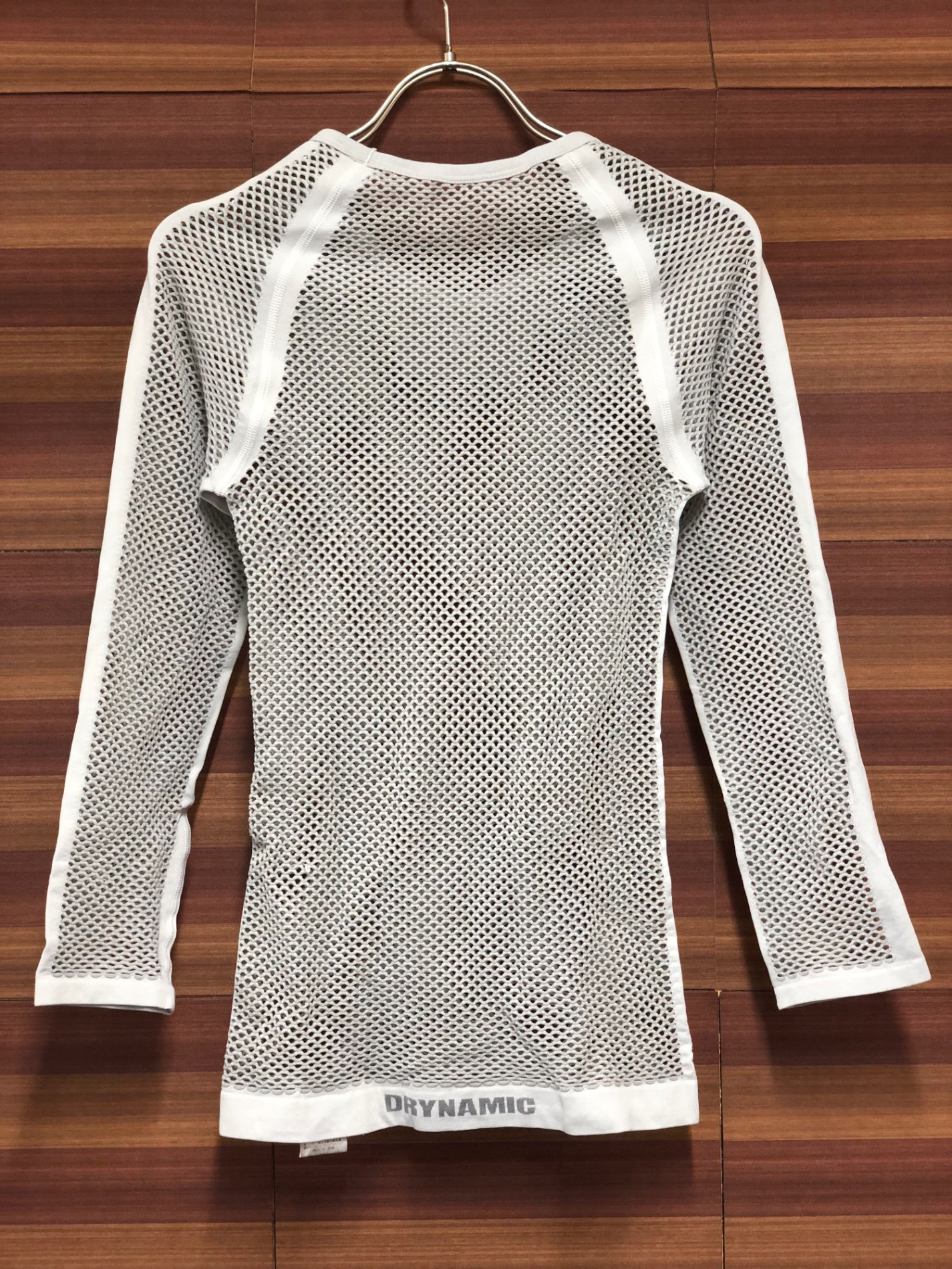 IQ818 ミレー MILLET 長袖 べースレイヤー 白 S-M