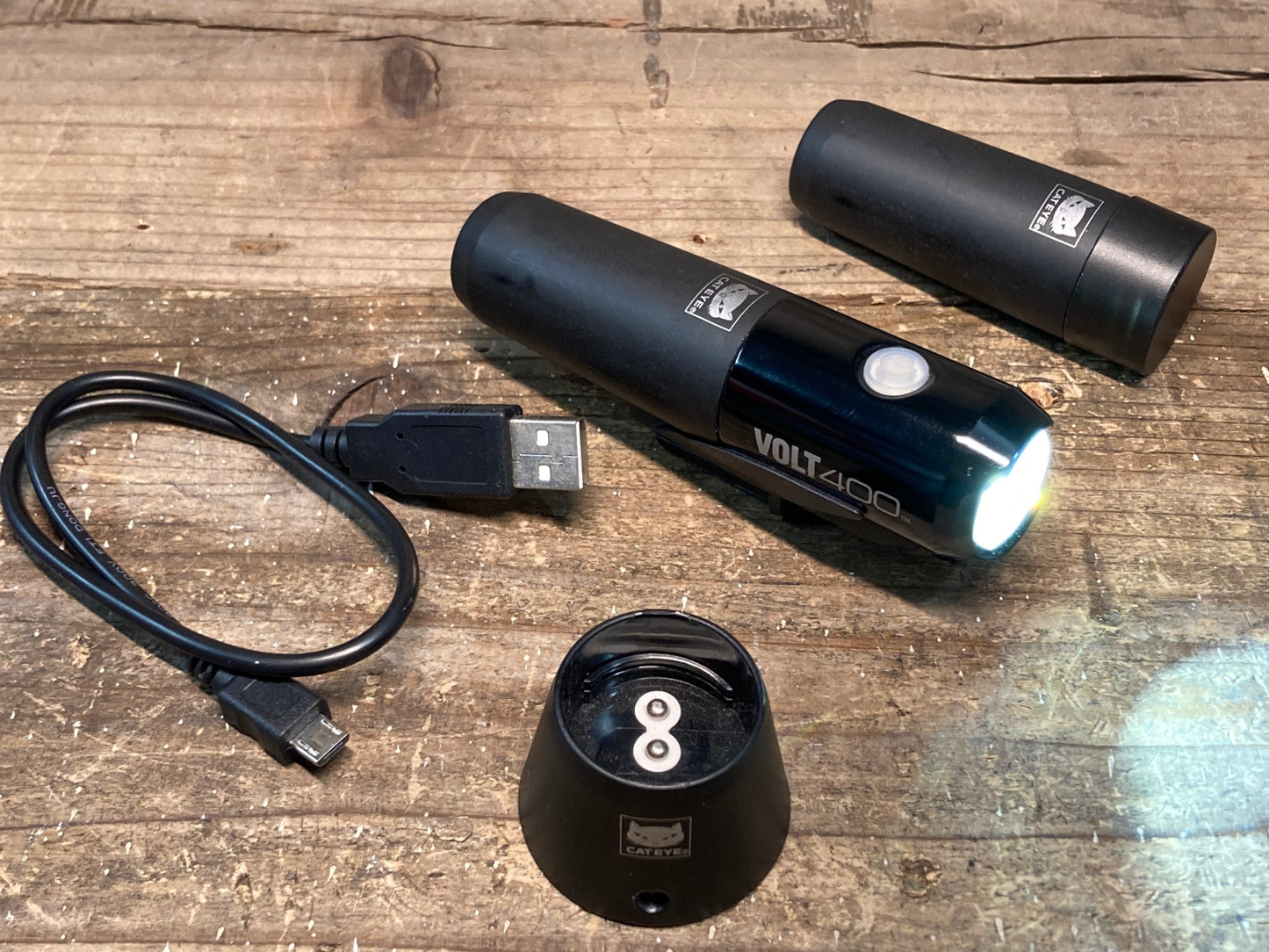 IQ692 キャットアイ CATEYE ボルト VOLT400 LED フロントライト CRA-001 BA-2.2 グレードル バッテリー セット 動作確認済