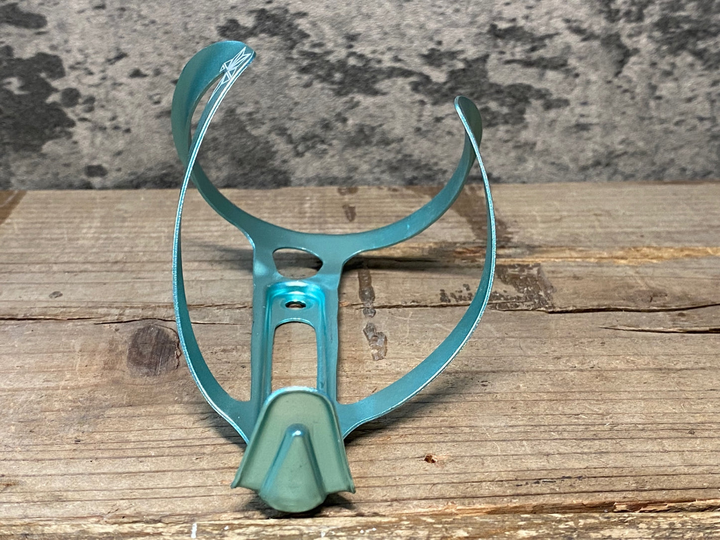 IS499 スパカズ SUPACAZ アルミ ボトルケージ フライケージ アノ FLY CAGE 緑