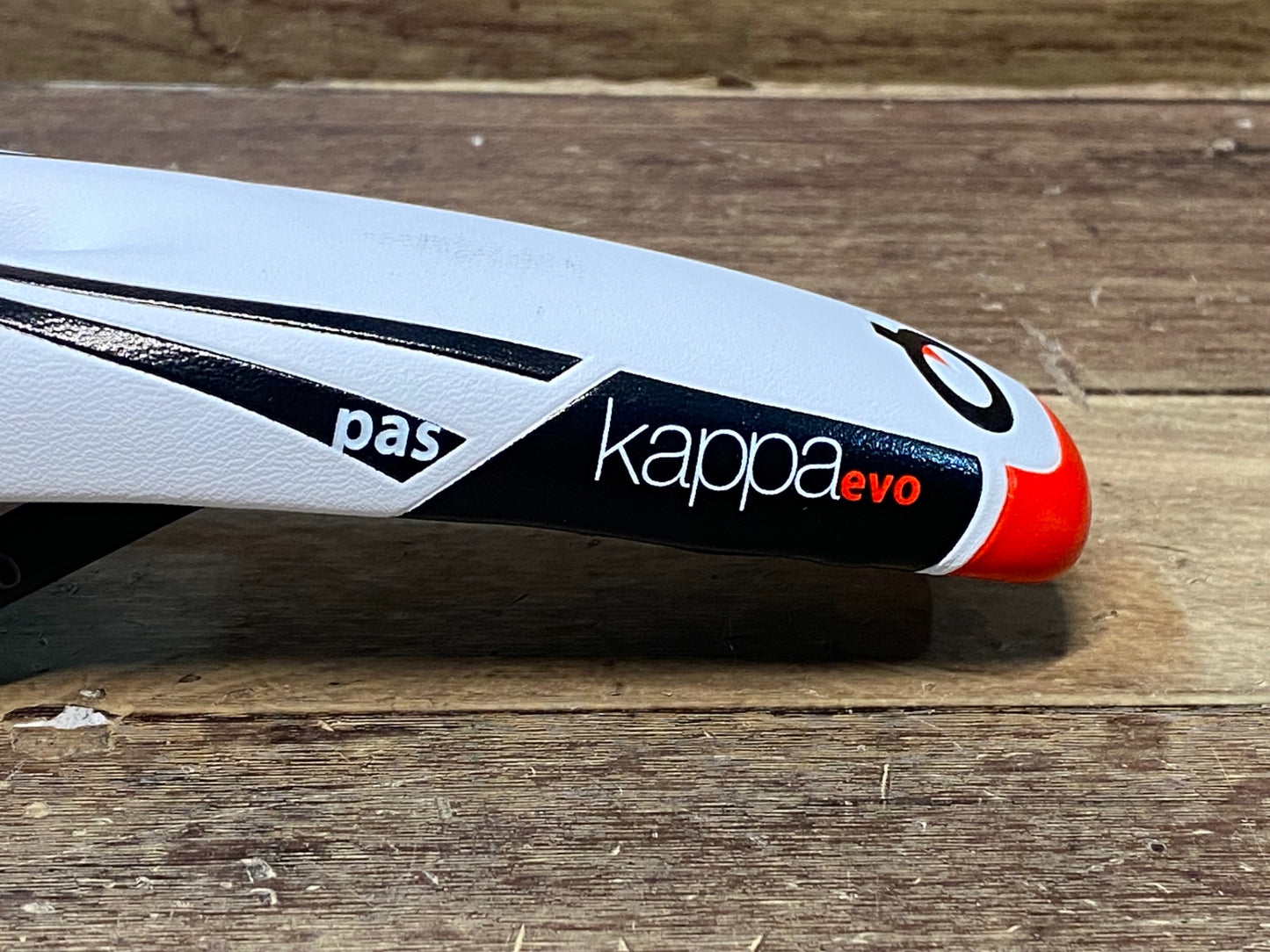 IM817 プロロゴ prologo カッパ kappa evo pas サドル 白 Pro T2.0レール