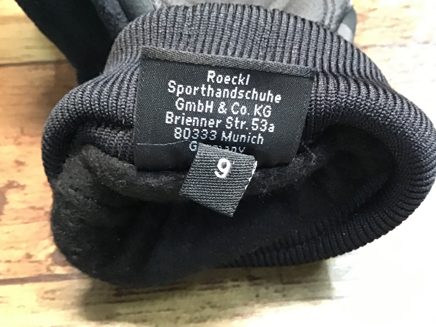 IK576 レッケル ROECKL VILLACH グローブ 9