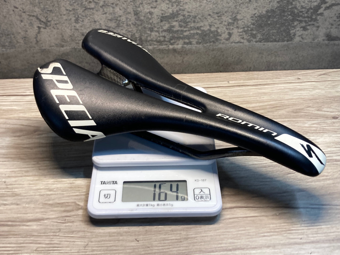 JB563 スペシャライズド SPECIALIZED ローミン ROMIN サドル 黒 155mm factCARBON