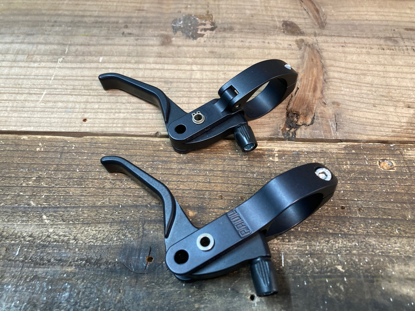 IR001 ポール PAUL クロスレバー CROSS LEVER ブレーキレバー 左右セット