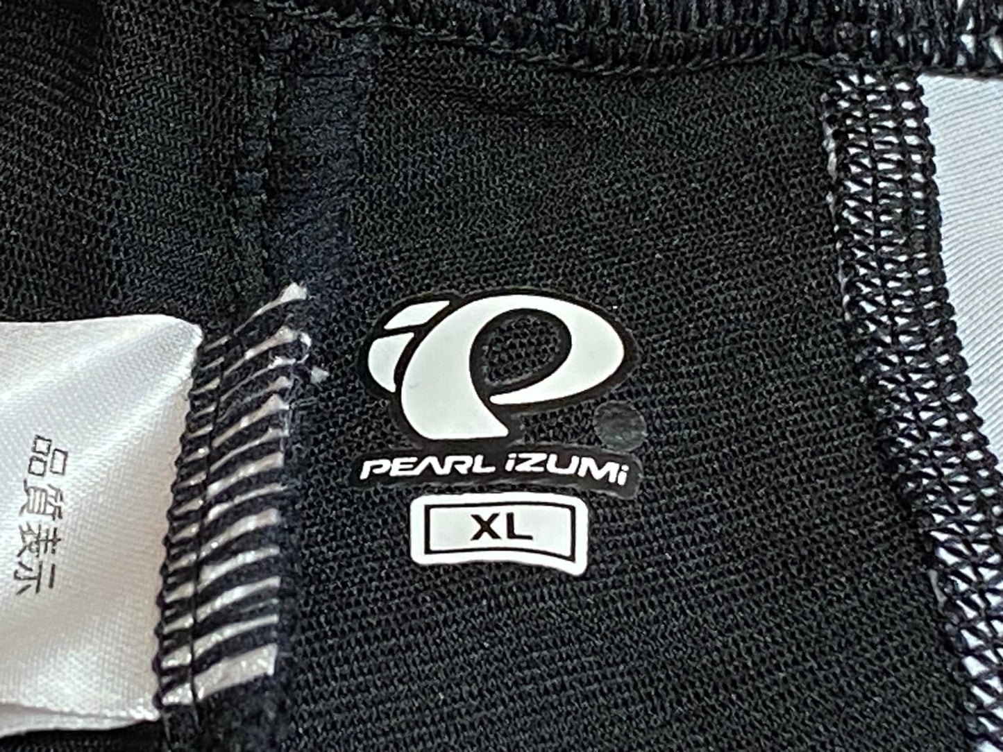IN103 パールイズミ PEARL iZUMi プレミアム レーサーパンツ XL 黒赤白