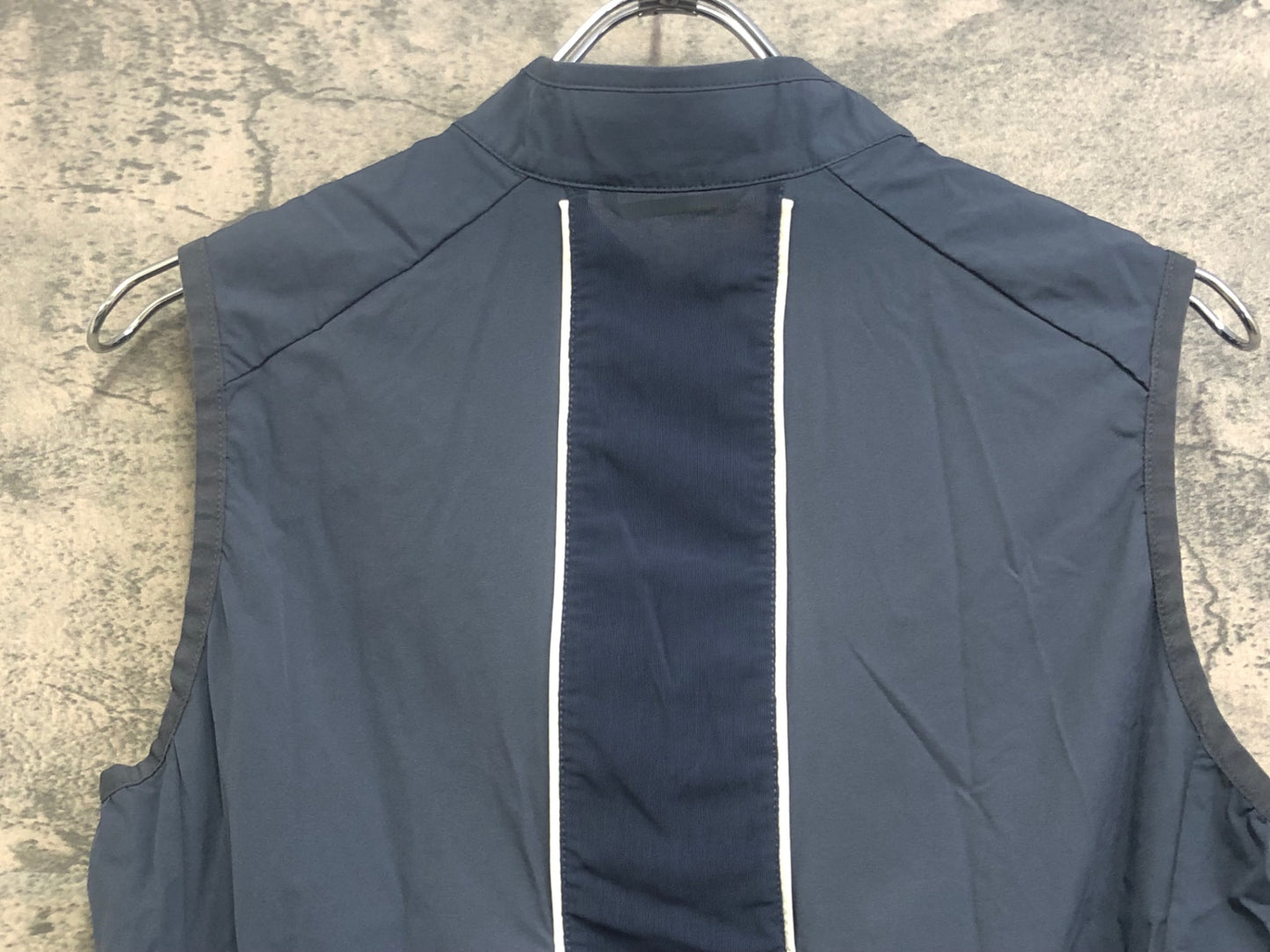 IV342 ラファ Rapha サイクルベスト ジレ 紺 M