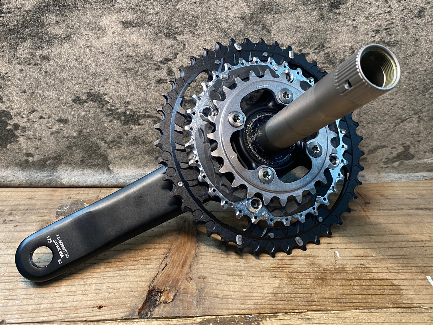 IT866 シマノ SHIMANO XT FC-M780 クランクセット 42-32-24T 175mm