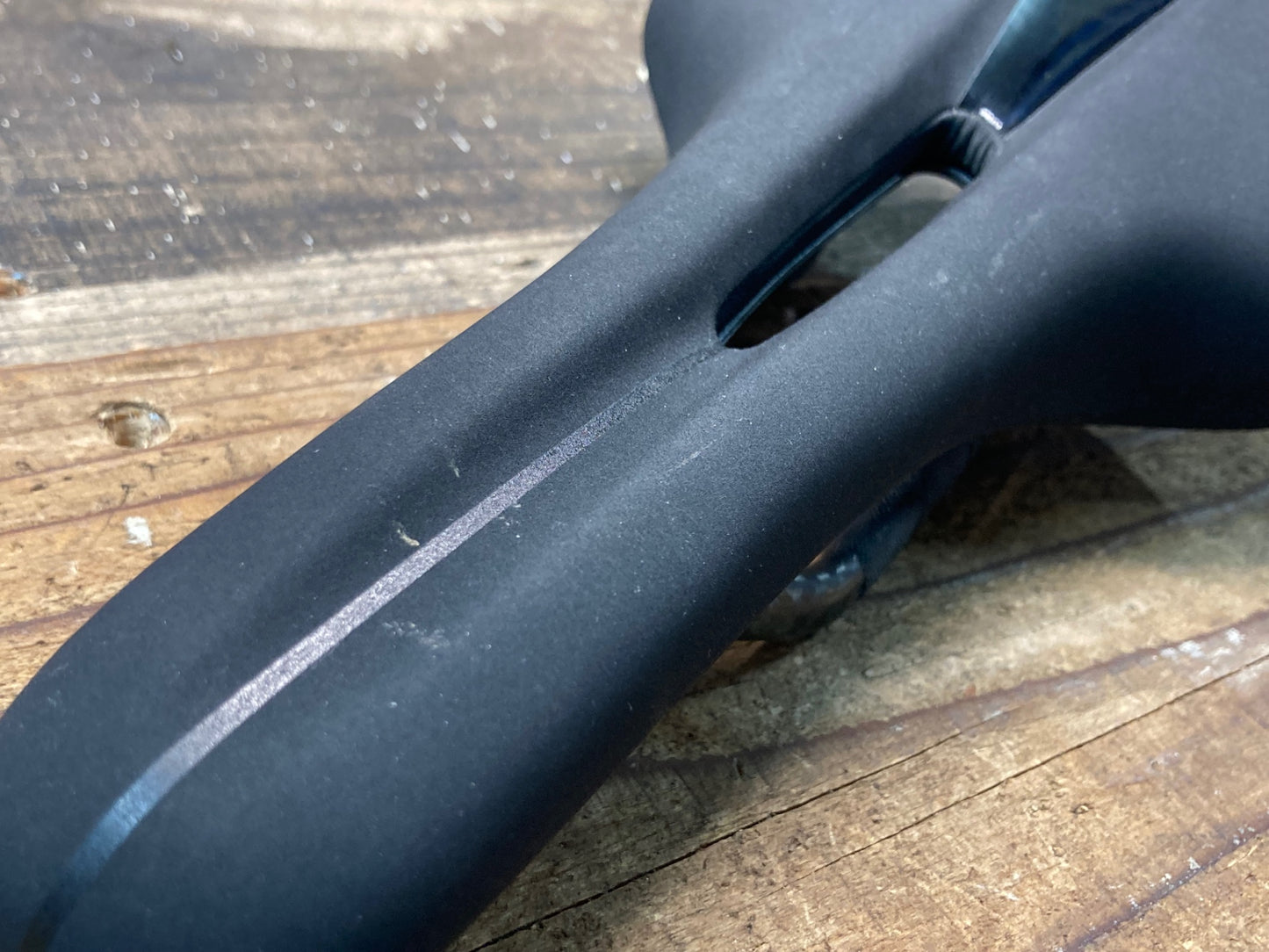 IR164 フィジーク fizik アンタレス ANTARES R1 OPEN CARBON BRAIDED サドル