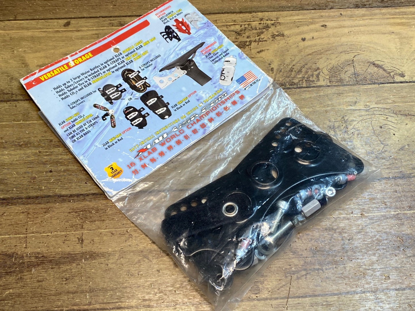 IZ038 XLAB SONIC WING リア マウント 黒