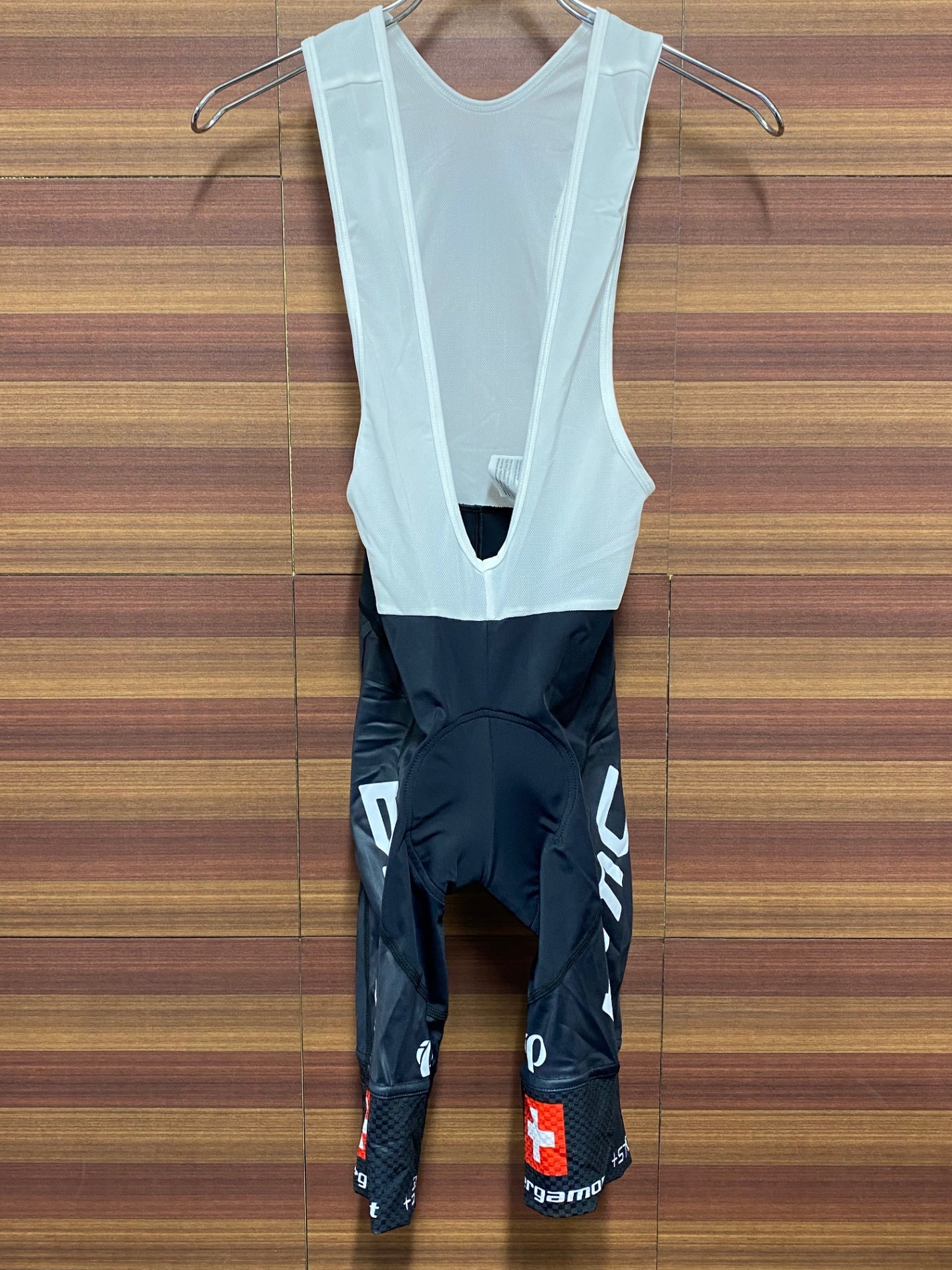 IT621 パールイズミ PEARL iZUMi ビブショーツ 黒赤 BMC S