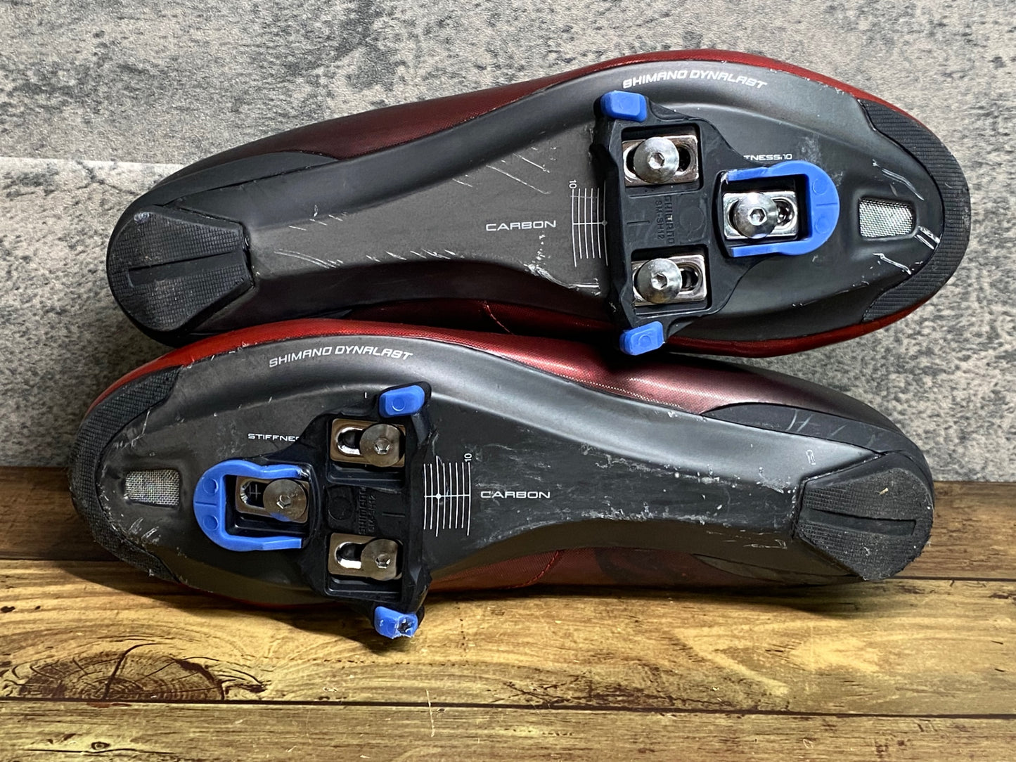 JB667 シマノ SHIMANO RC7 SHRC701M R01 S ビンディングシューズ 3穴 黒 赤 EU43