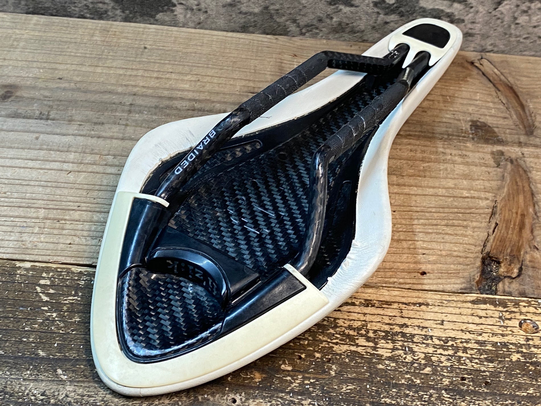 Bike saddles race cycling saddles for men & women | fi'zi:k