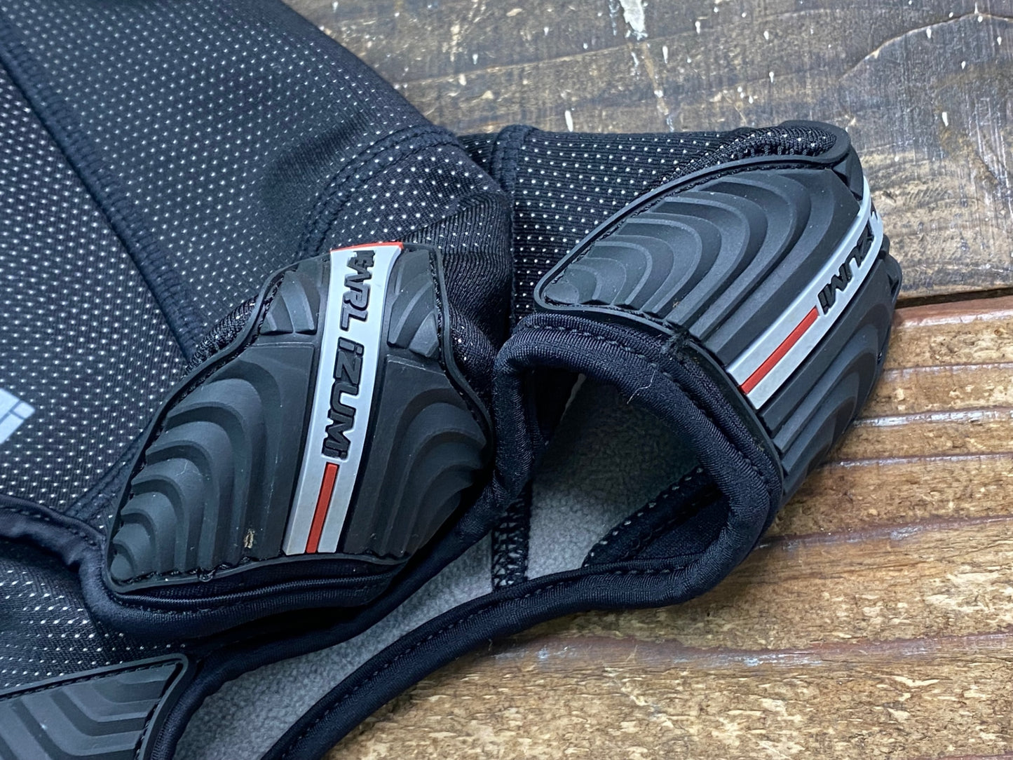 IX175 パールイズミ PEARL iZUMi シューズカバー 黒 グレー L 裏起毛 WINDBREAK