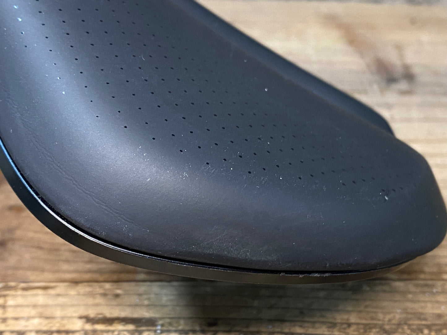 IS833 ボントレガー BONTRAGER VERSE COMP サドル 155mm クロモリレール