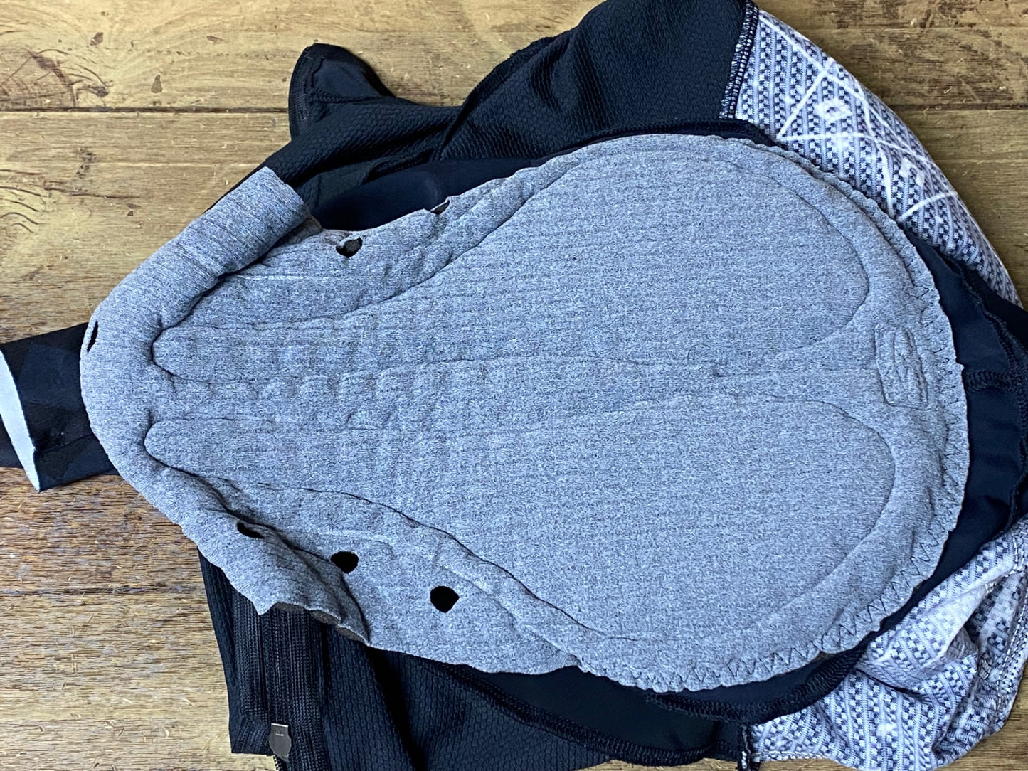 IZ188 アソス assos EQUIPE RS TARGA 半袖 ワンピース スキンスーツ 黒 S ※穴開き