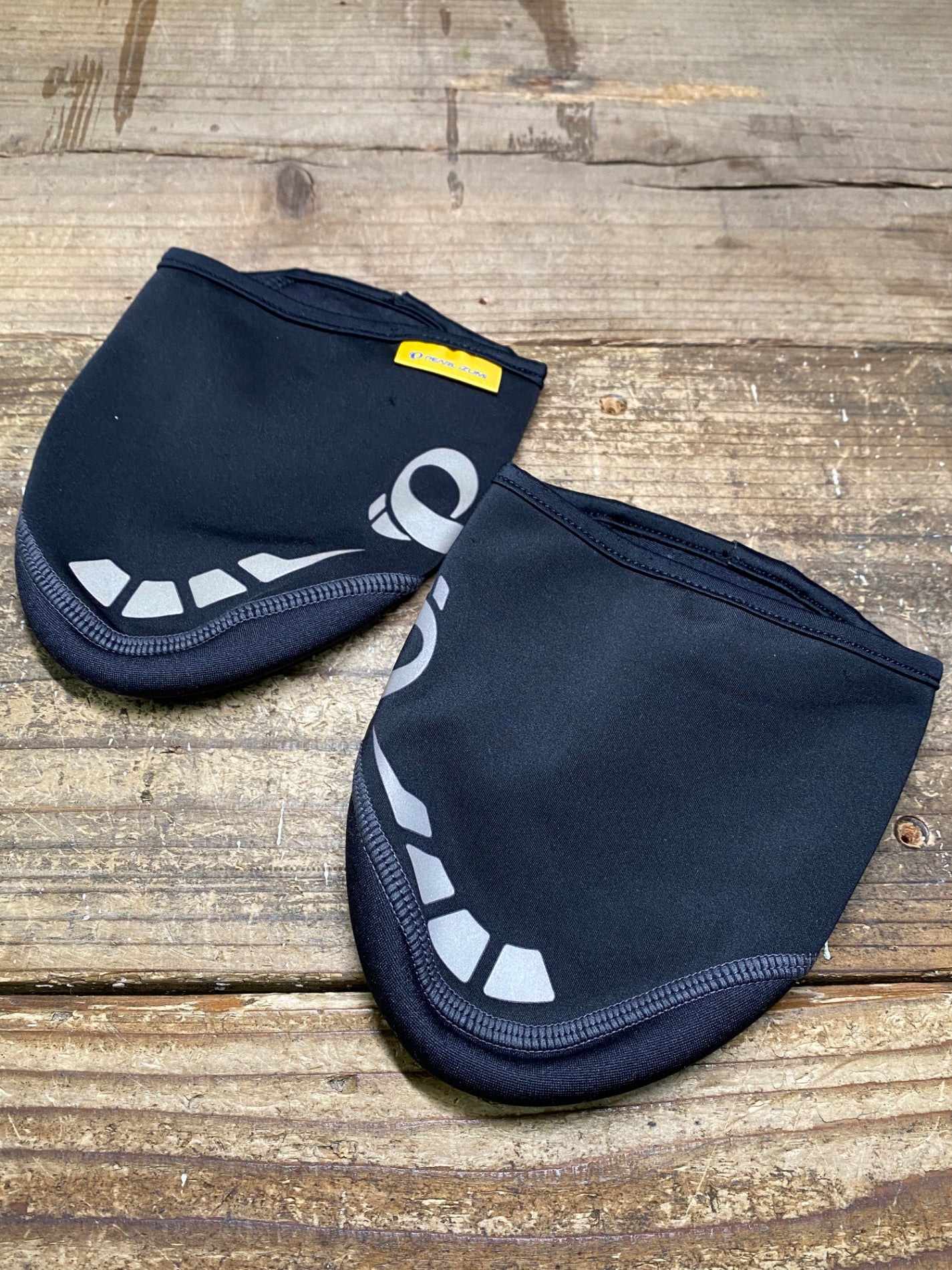 IU300 パールイズミ PEARLiZUMi トゥカバー 黒