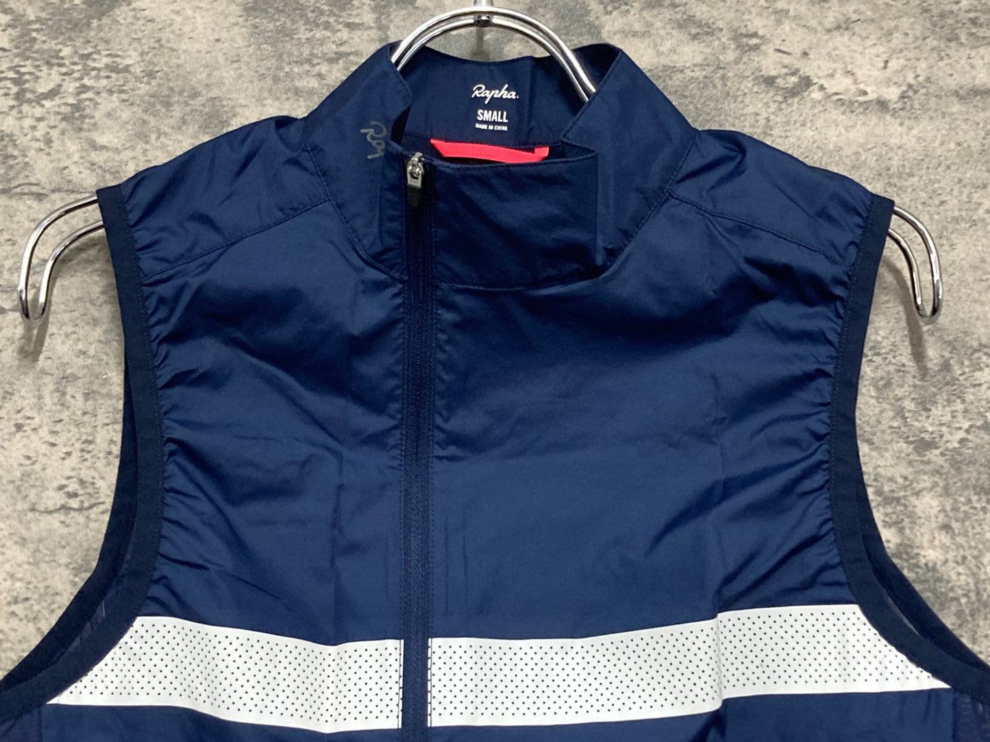 IY120 ラファ Rapha Brevet ジレ サイクルベスト S ダークブルー