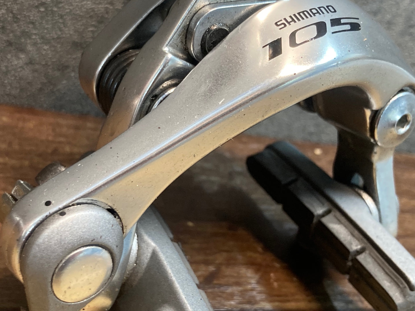 IO734 シマノ SHIMANO 105 BR-5800 キャリパーブレーキ 前後セット シルバー ※傷あり