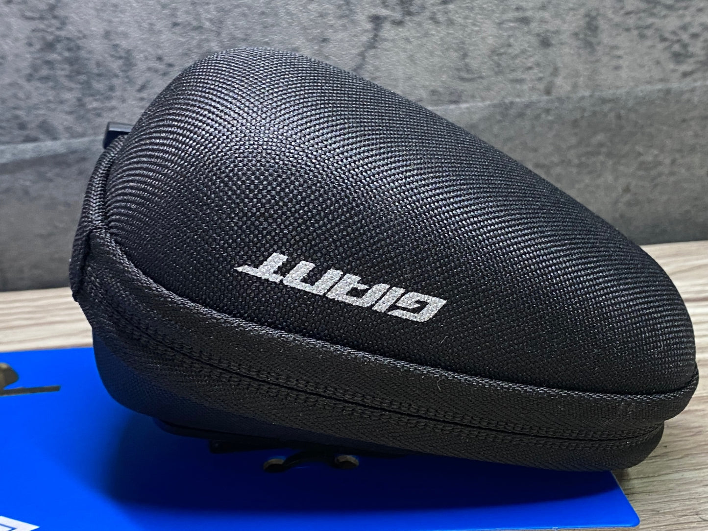 IW087 ジャイアント GIANT SHADOW UNICLIP SEAT BAG-S サドルバッグ