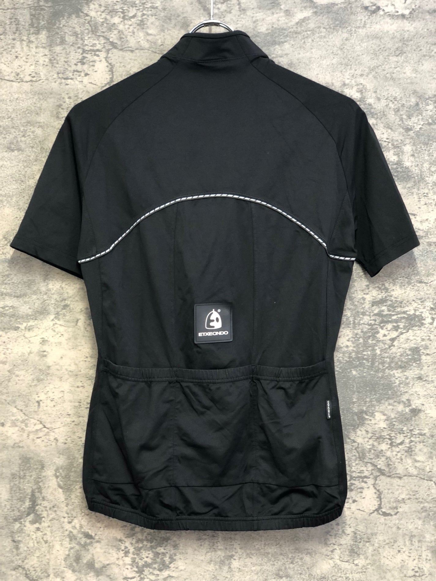 IX171 エチュオンド ETXEONDO 半袖 サイクルジャージ 黒 M