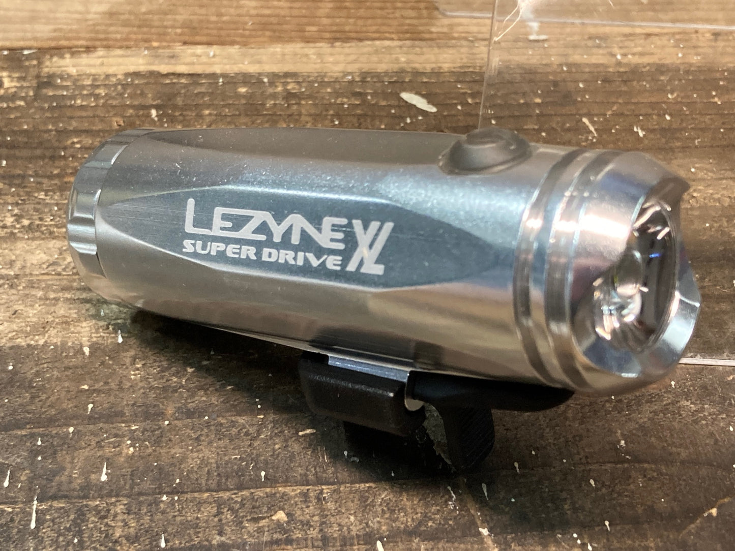 IO836 レザイン LEZYNE SUPER DRIVE XL & FEMTO DRIVE ライト 前後セット