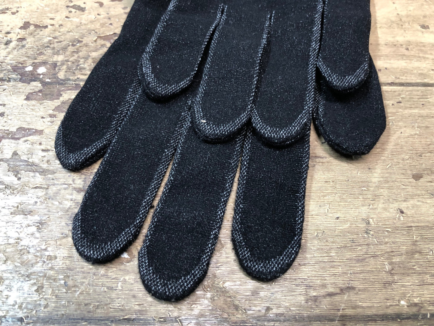 IM061 アソス assos SPRING FALL LINER GLOVES インナーグローブ 黒