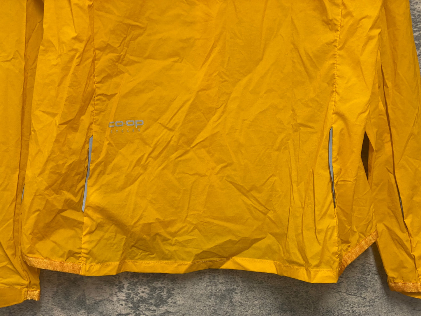 IZ422 COOP CYCLES 長袖 フーディ レインジャケット イエローオレンジ M