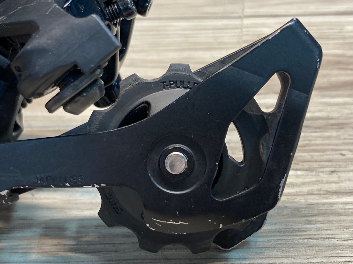 IX323 シマノ SHIMANO 105 RD-R7000 リアディレイラー 11S SS ※ケーブルガイド欠品