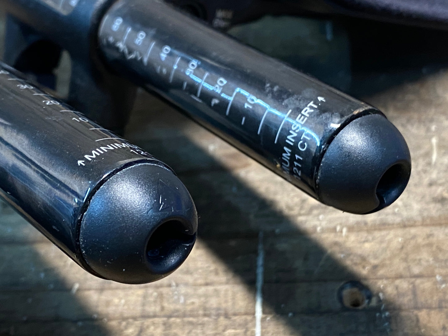 IQ495 プロファイルデザイン PROFILE DESIGN T3+ カーボン DHバー Φ31.8 黒 330mm