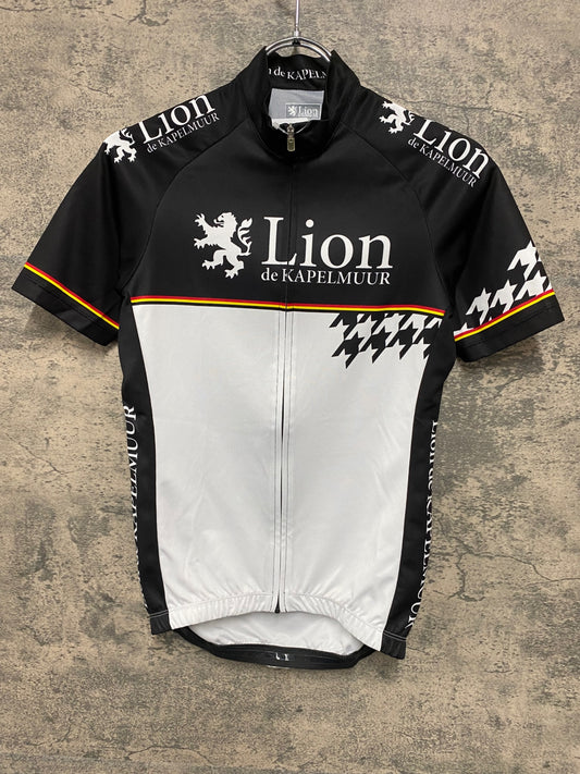 JB072 リオンドカペルミュール Lion de KAPELMUUR 半袖 サイクルジャージ 黒 白 S