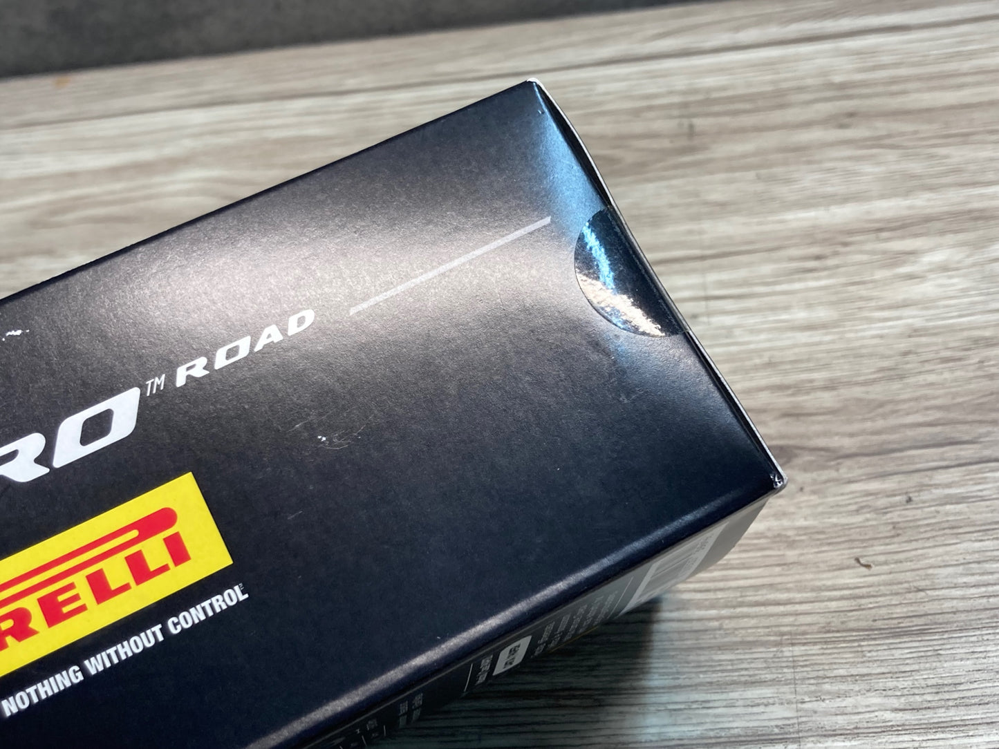 IW991 ピレリ PIRELLI P ZERO ROAD 700×28C クリンチャータイヤ 2本セット