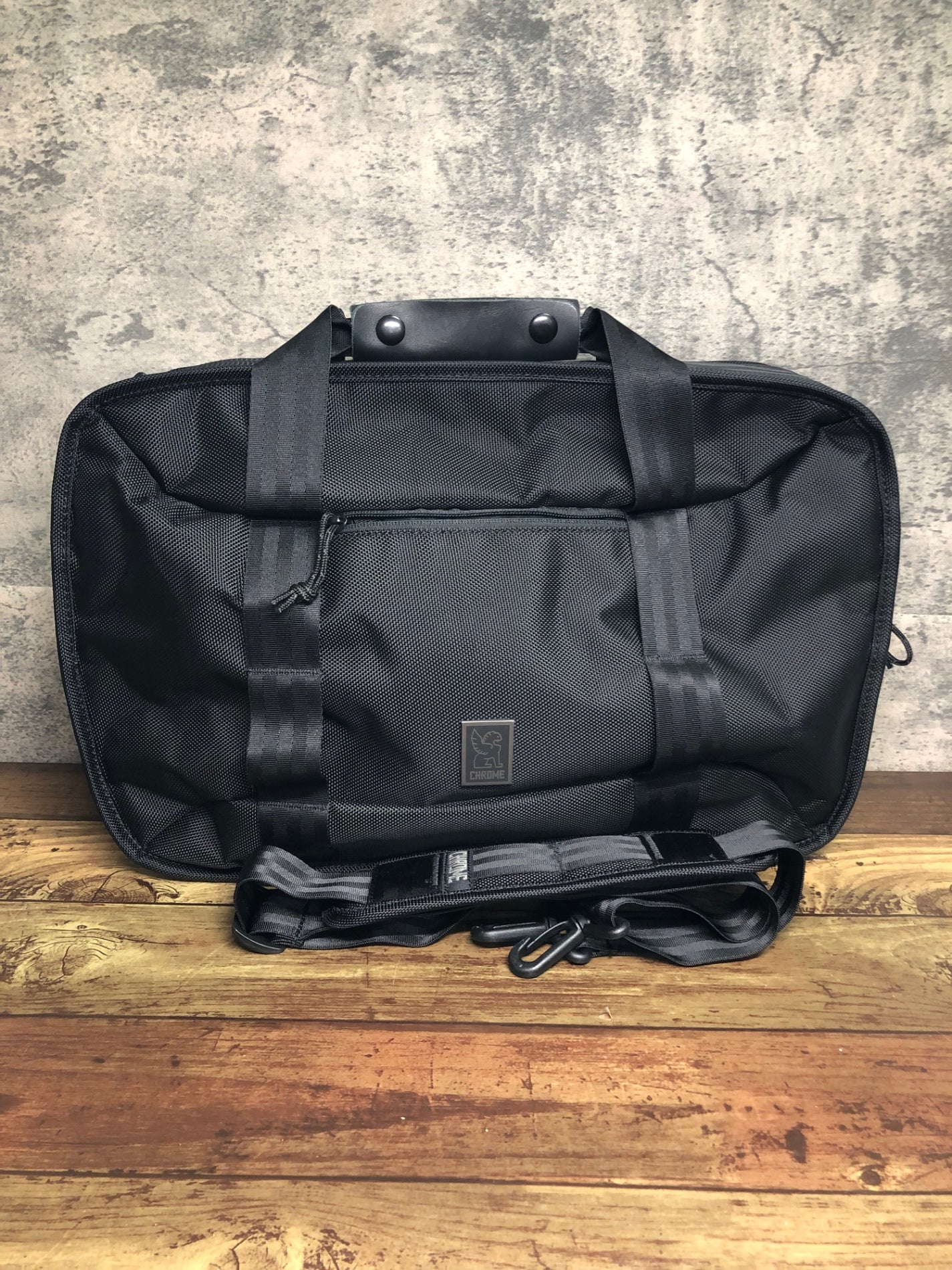IS016 クローム CHROME VEGA バッグ 黒