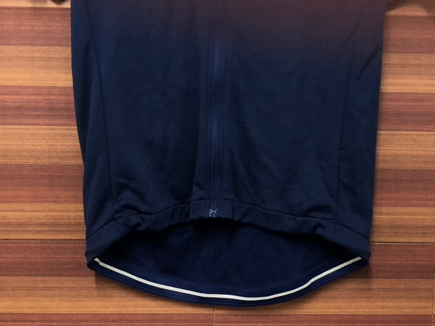 IR107 ラファ Rapha 半袖 サイクルジャージ 紺色 M