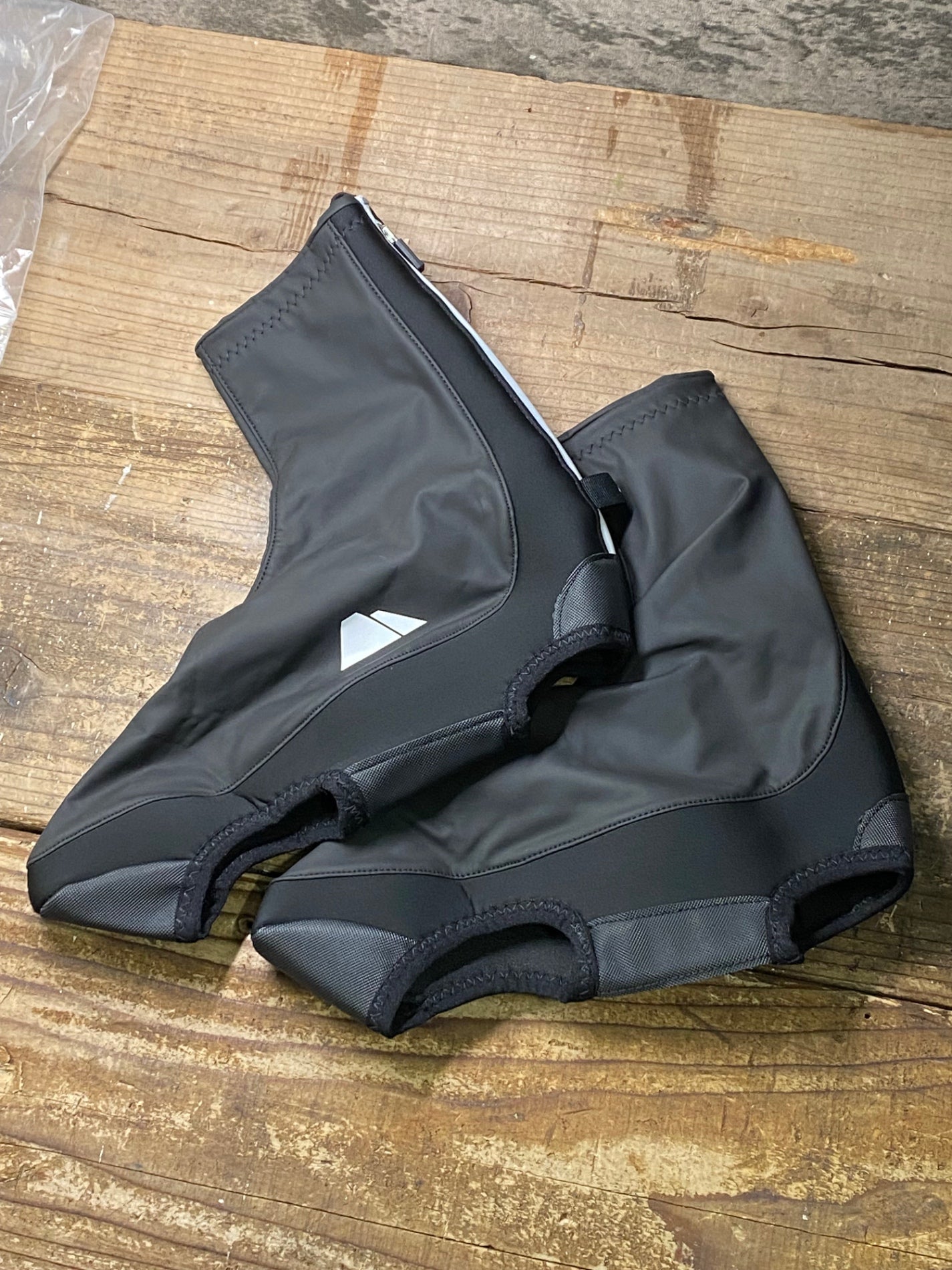 IY346 キャニオン CANYON シューズカバー 黒 L