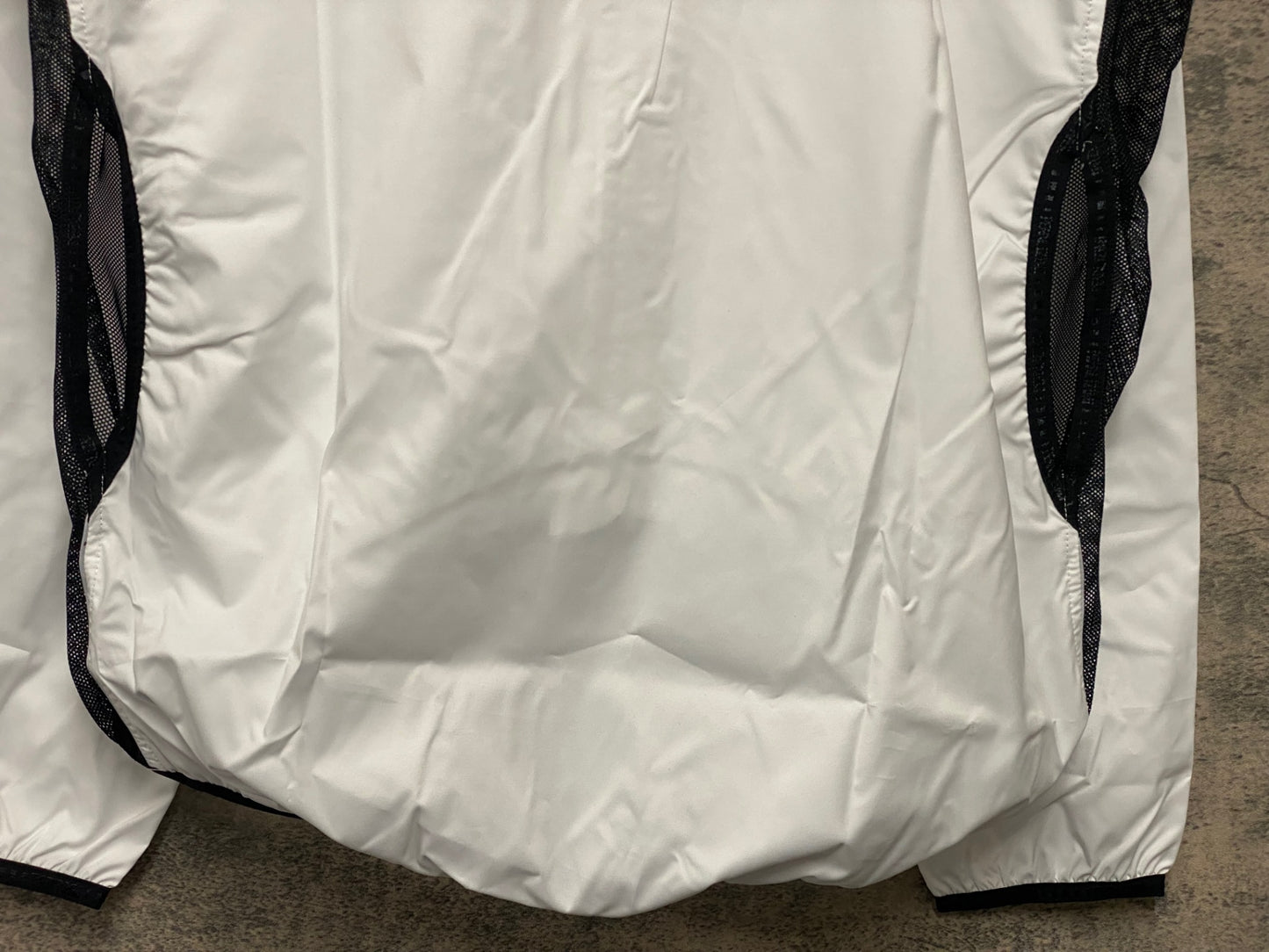 JA152 パールイズミ PEARL iZUMi ウィンドブレーカー 白 XL