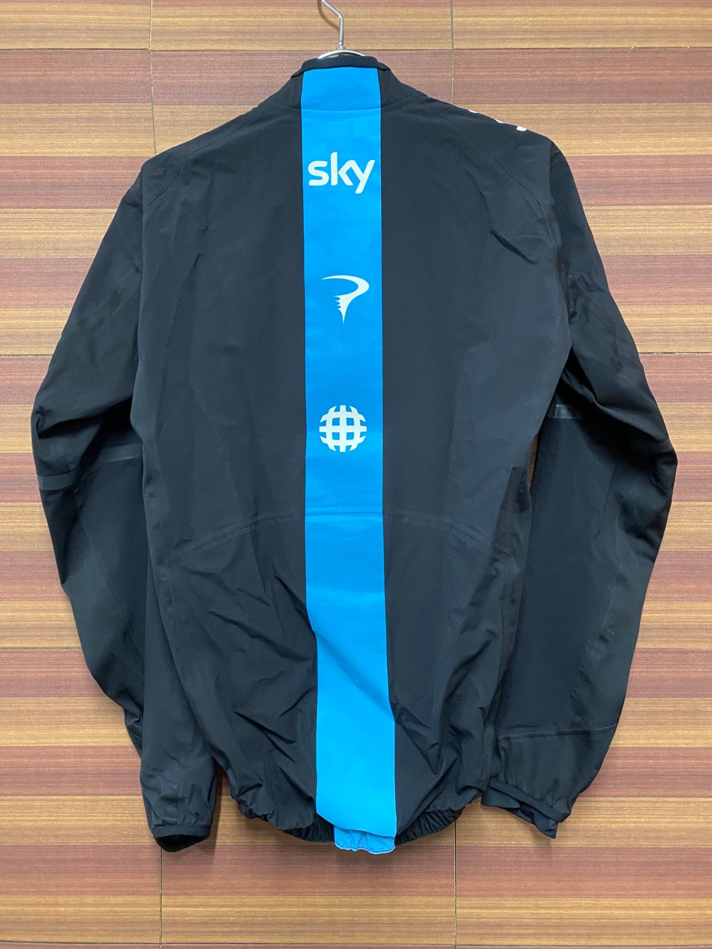 IL713 ラファ Rapha PRO TEAM WIND JACKET 長袖 ウインドジャケット TEAM SKY 黒 M