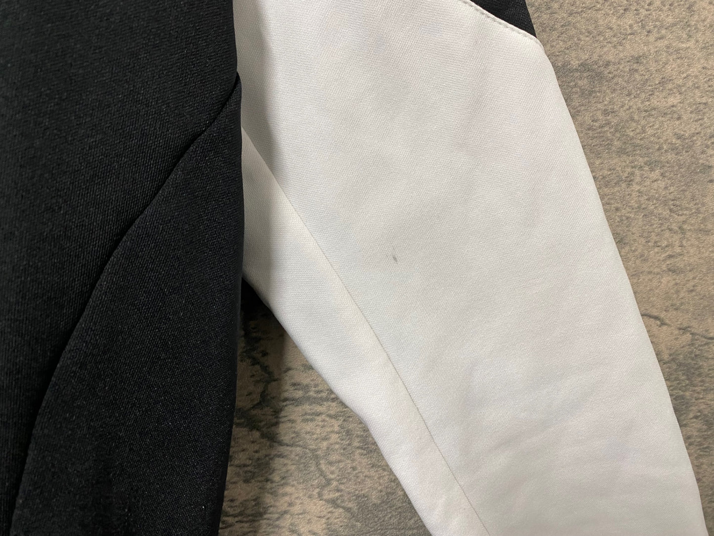 JA258 カステリ CASTELLI 長袖 サイクルジャージ 白 黒 M 裏起毛