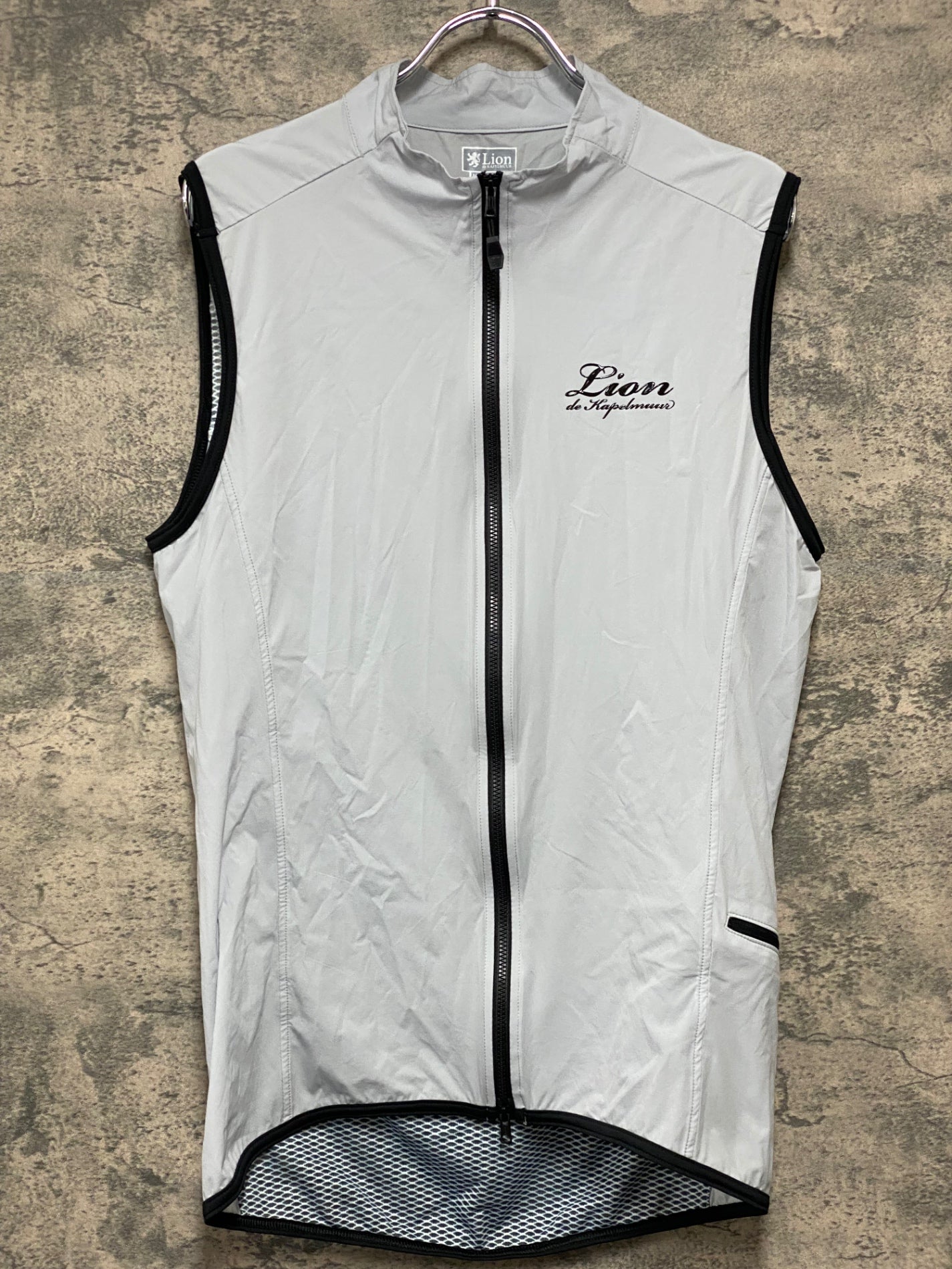 JB713 リオンドカペルミュール Lion de KAPELMUUR ジレ サイクルベスト グレー L