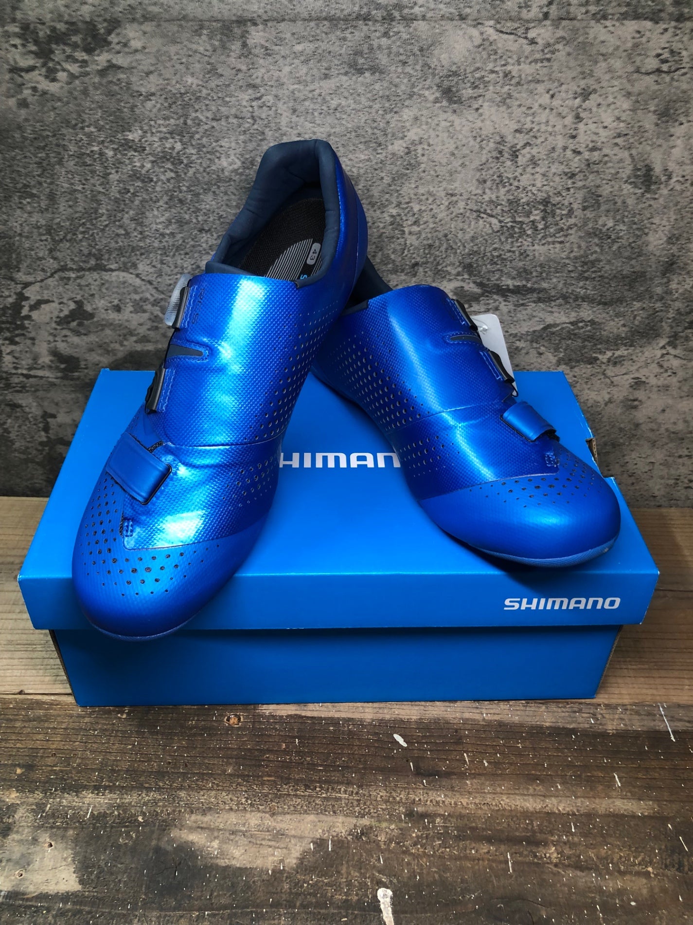 IP477 シマノ SHIMANO RC5 SH-RC500 ビンディングシューズ 青 EU43 SPD-SL ※新品未使用