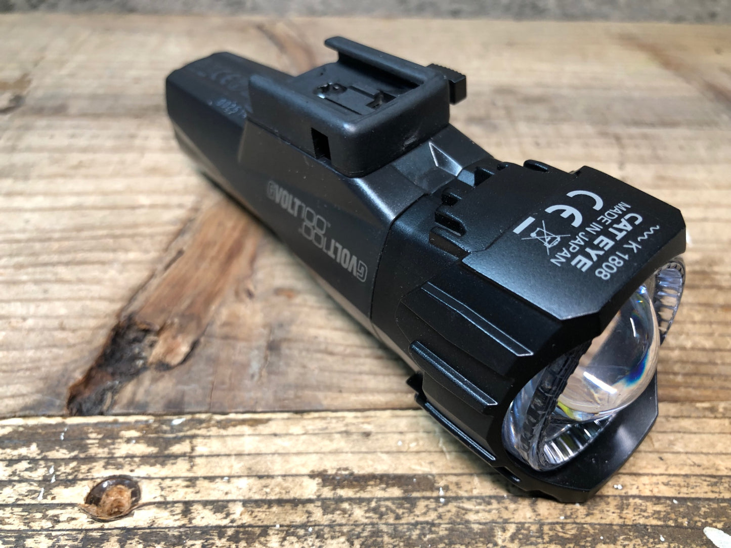 IW902 キャットアイ CATEYE GVOLT100 フロントライト ※点灯確認済み