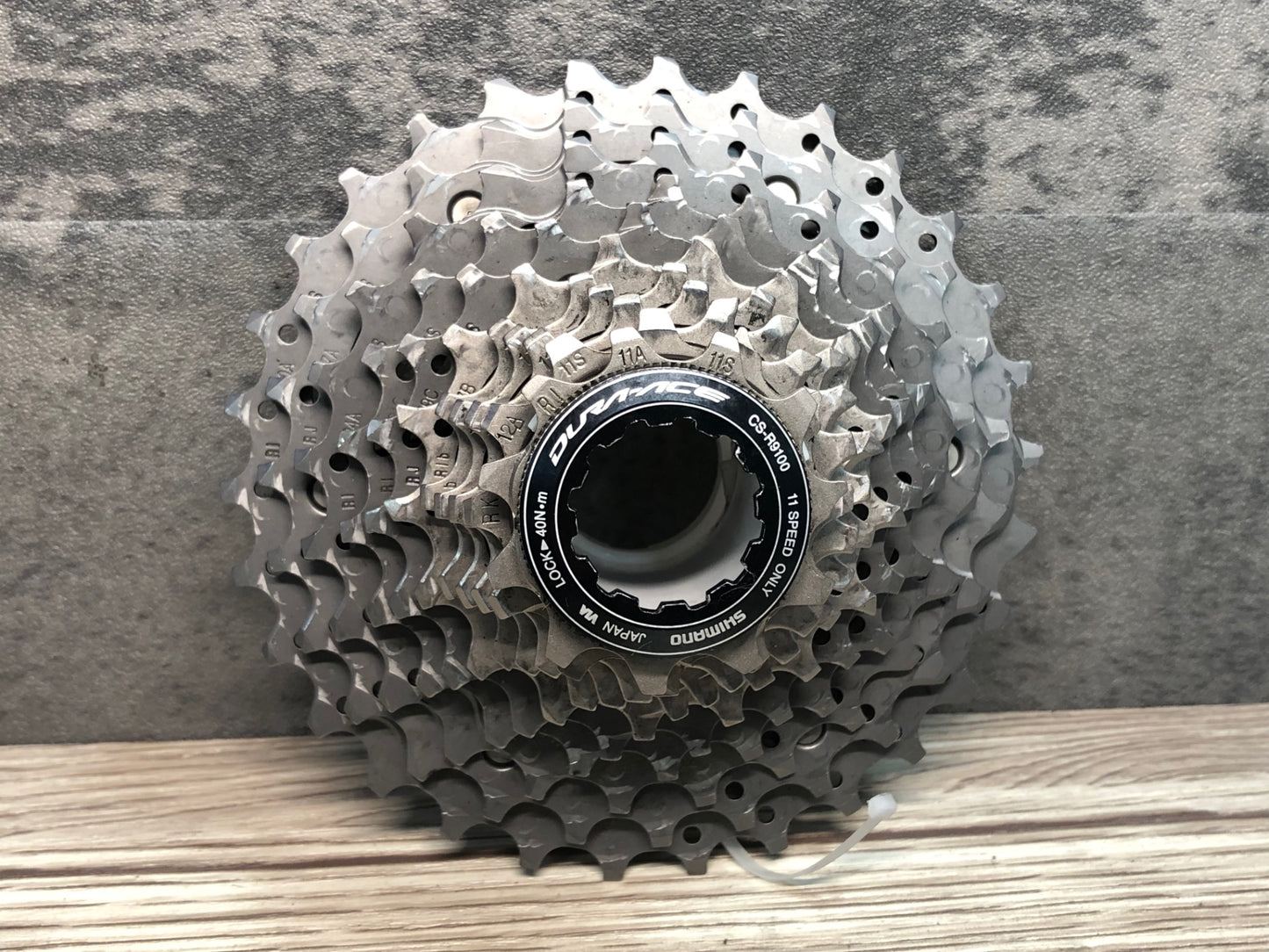IU187 シマノ SHIMANO デュラエース DURA-ACE CS-R9100 スプロケット 11-30T 11S