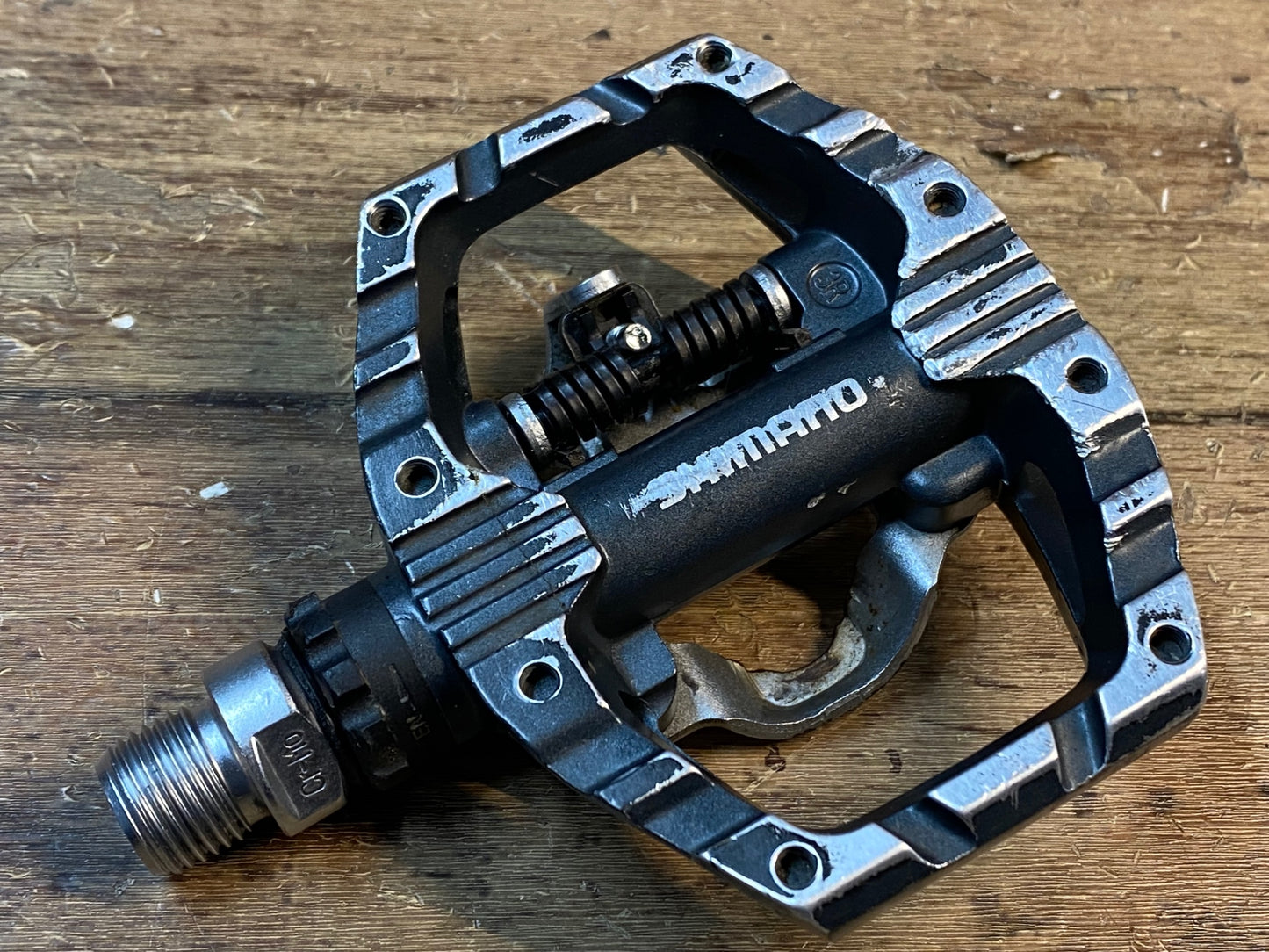 HS550 シマノ SHIMANO PD-EH500 ビンディングペダル SPD 片面フラット ※強いガリ傷, 回転ゴリ付