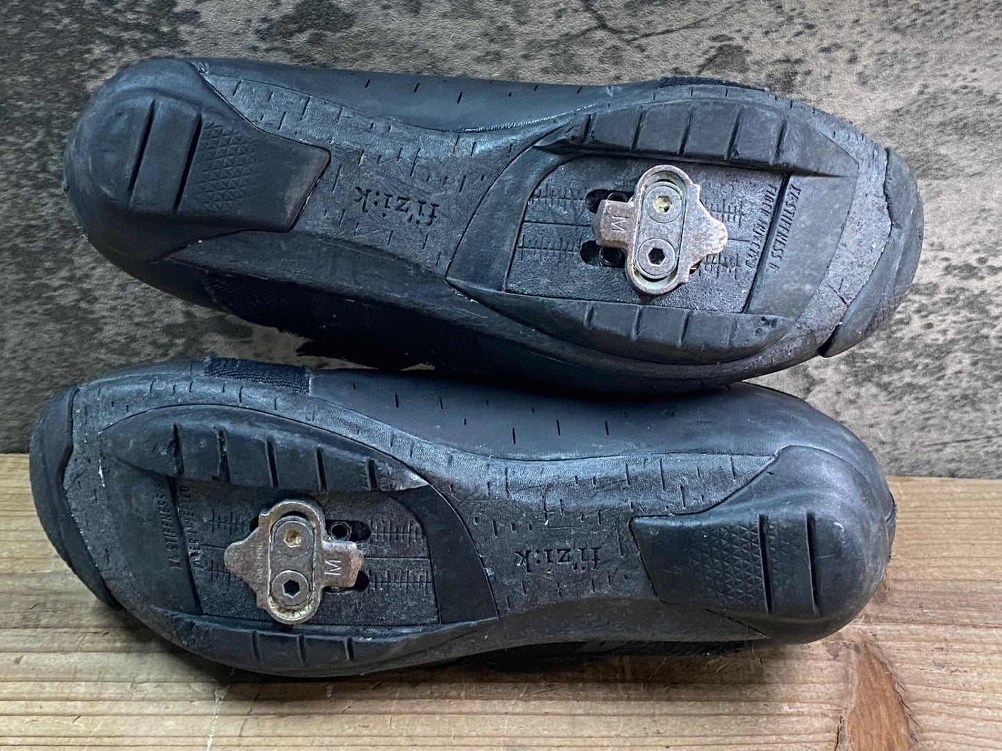 IX556 フィジーク fizik テラ TERRA POWERSTRAP X4 ビンディングシューズ EU36 SPD 黒