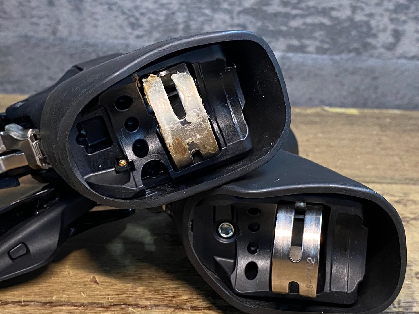 IX641 シマノ SHIMANO 105 ST-5700 STIレバー2x10S