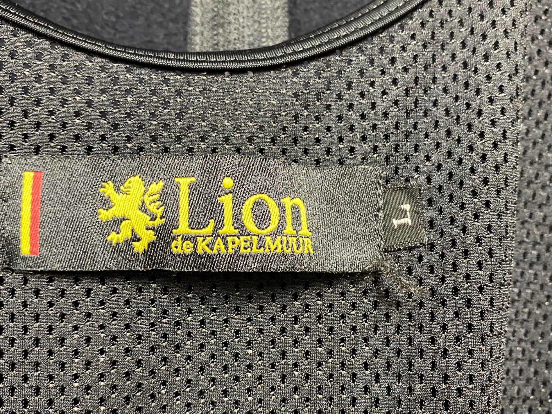 ID792 リオンドカペルミュール Lion de KAPELMUUR ビブタイツ 黒