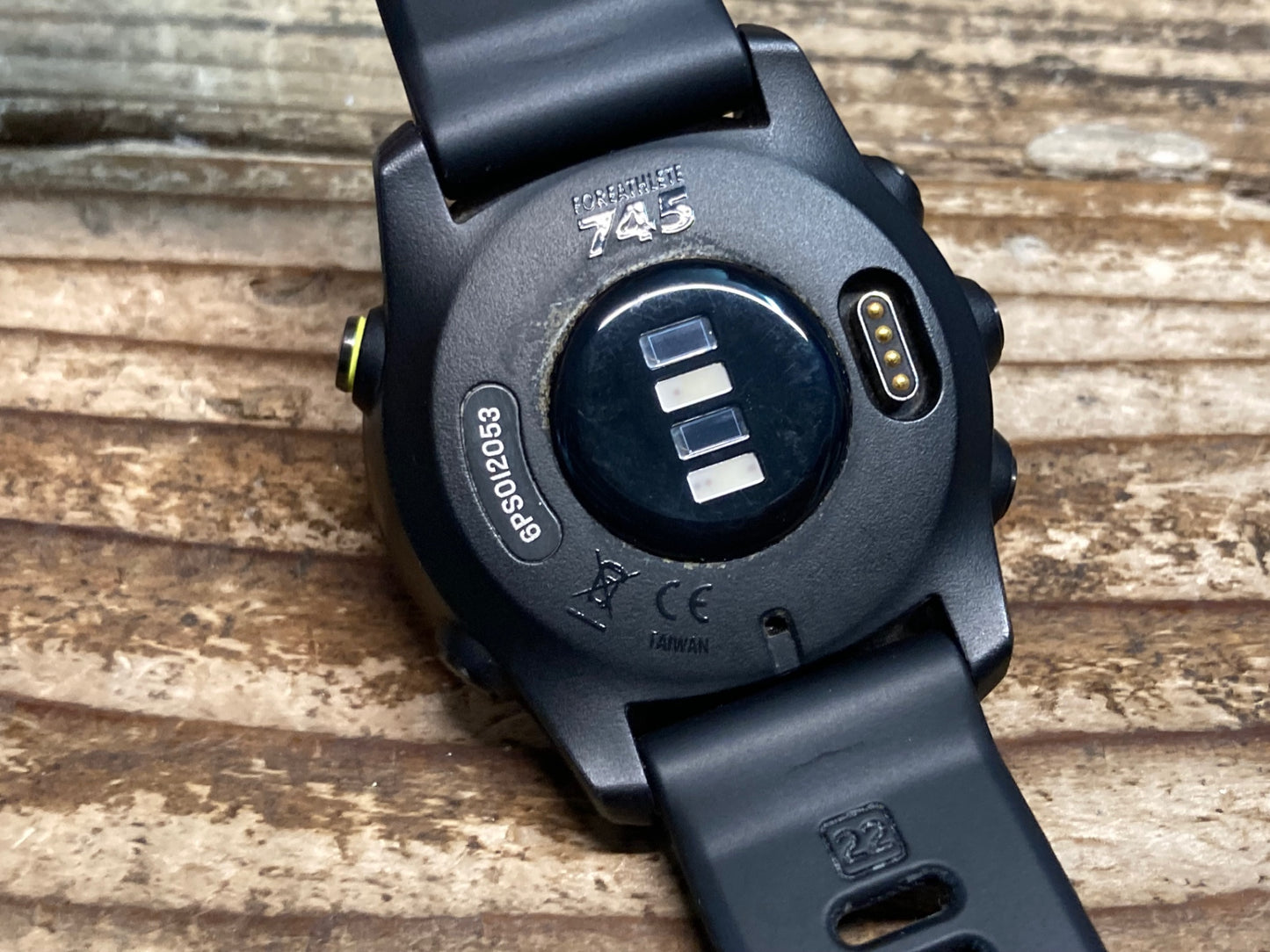 IE936 ガーミン GARMIN FORE ATHLETE 745 スマートウォッチ 動作確認済み 充電ケーブルなし