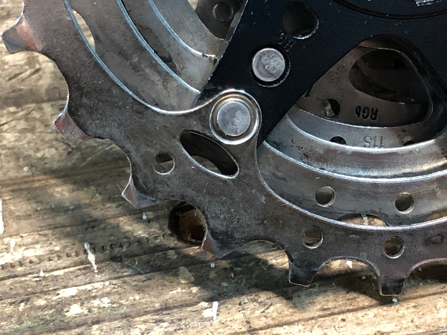 IT466 シマノ SHIMANO 105 CS-R7000 スプロケット 11-28T 11S