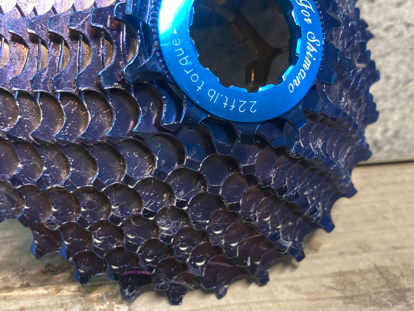 IQ633 レーコン Recon アロイ ALLOY ワンピース 軽量 スプロケット 11-30T 富士ブルー シマノ11s