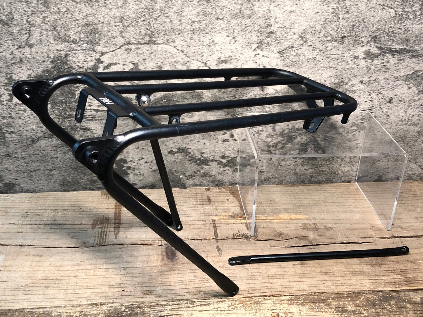 IW825 H&H Titanium Rear Carrier Black リアキャリア ボルト欠品 BROMPTON用